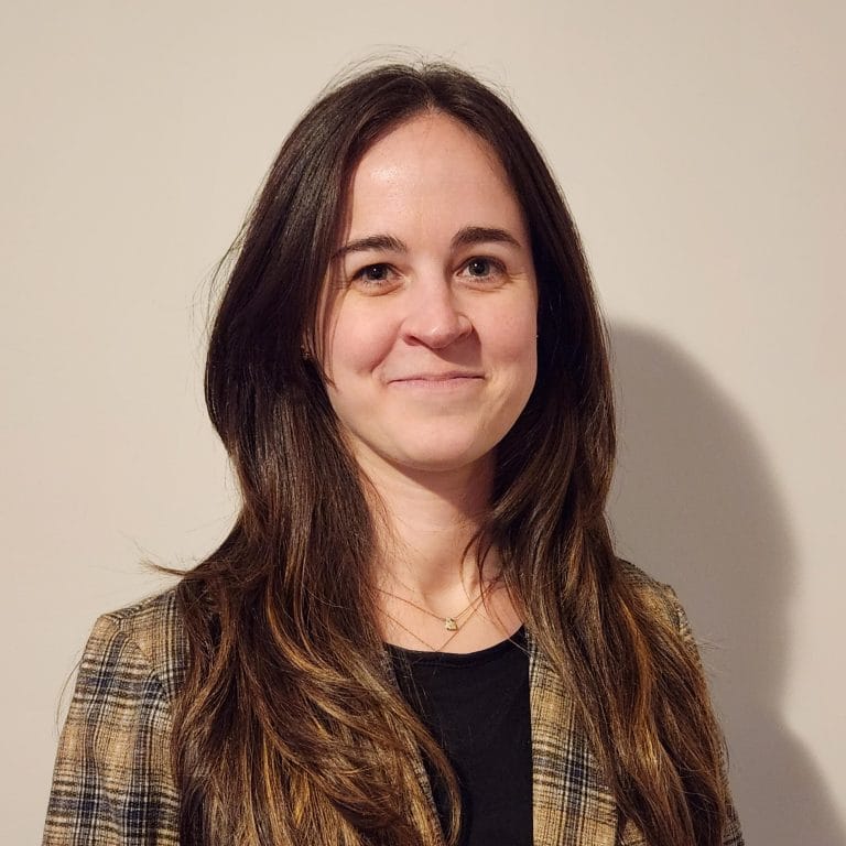 Spkr_Hdsht_Leahy-Barb